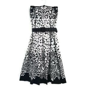 Women's White House Black Market Floral Strapless Fit and Flare Dress with Belt